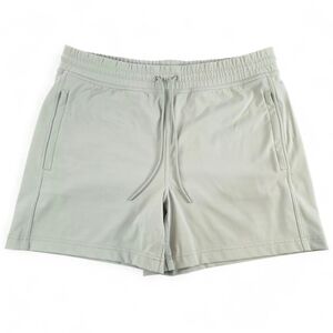 TNA Aritzia TnAction Green Performance Shorts Women Size L Activewear Athleisure